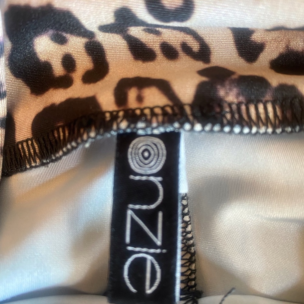 Onzie Leopard Print High Waisted Leggings | Cheetah Print Yoga Pants size s - Picture 4 of 8